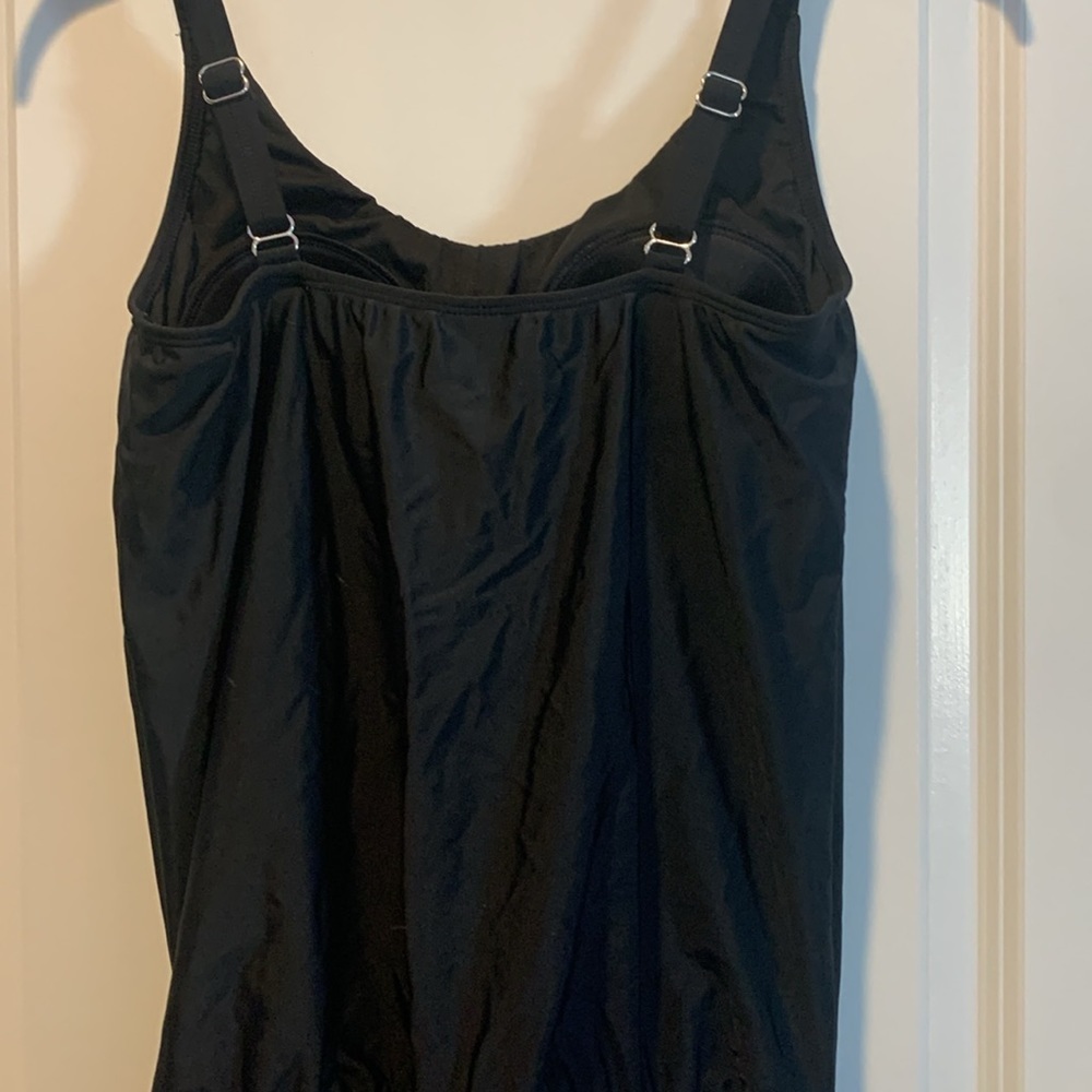 12. Venus One Piece Bathing Suit - Picture 4 of 6